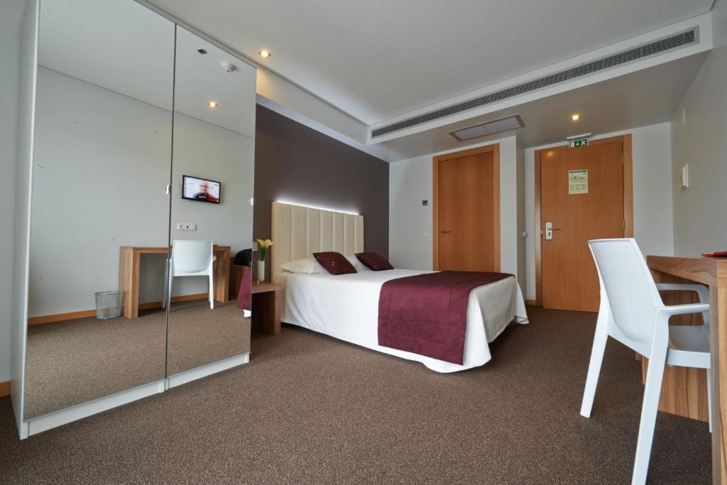 Hotel Azinheira By Ridan Hotels Fatima Phòng bức ảnh