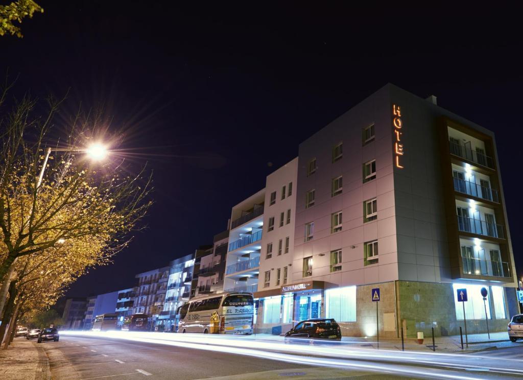 Hotel Azinheira By Ridan Hotels Fatima Ngoại thất bức ảnh